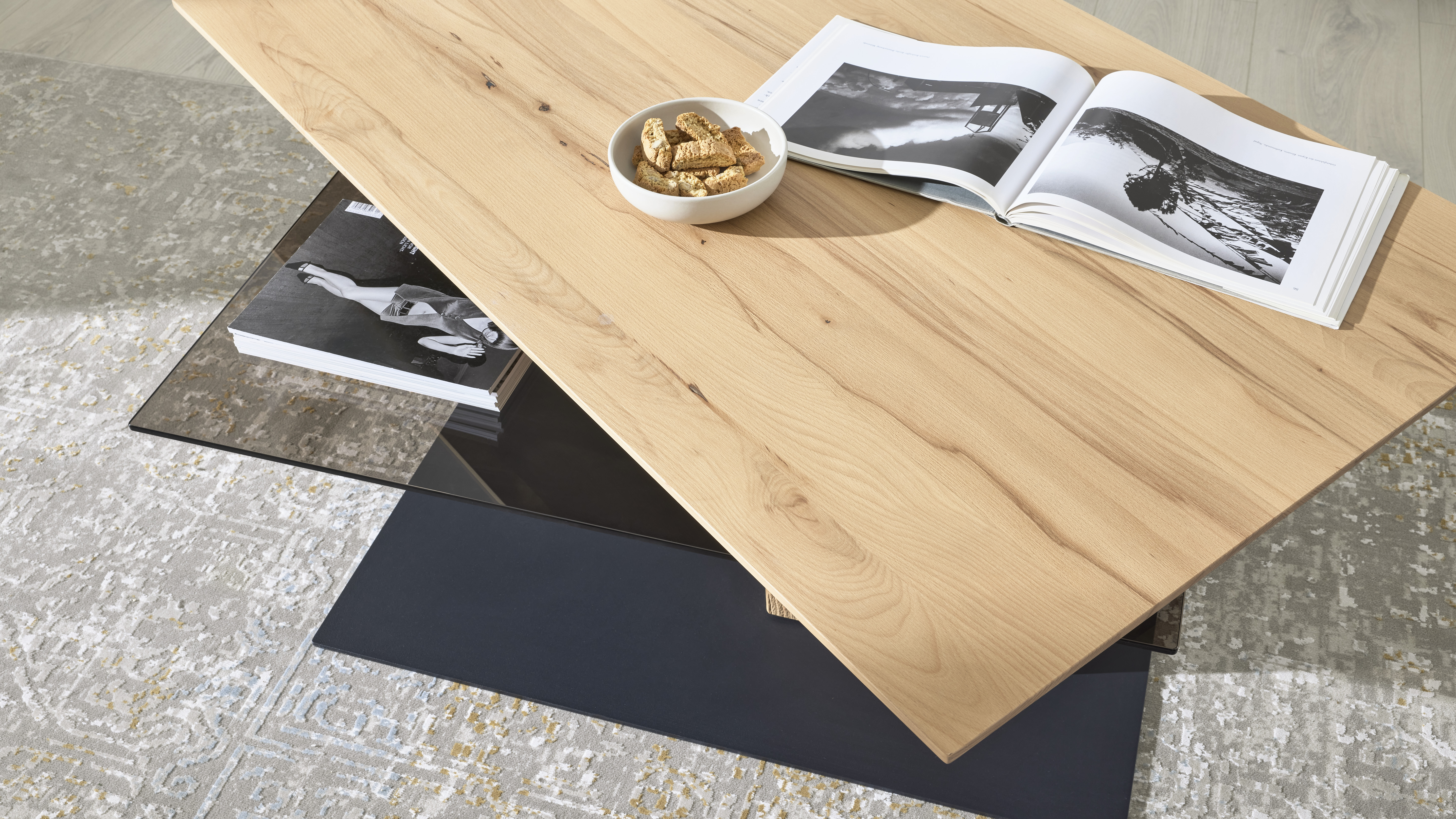 SONDEREDITION 3.25  Couchtisch Kernbuche / Riffbuche Massiv,Drehplatte  5590 - 0434