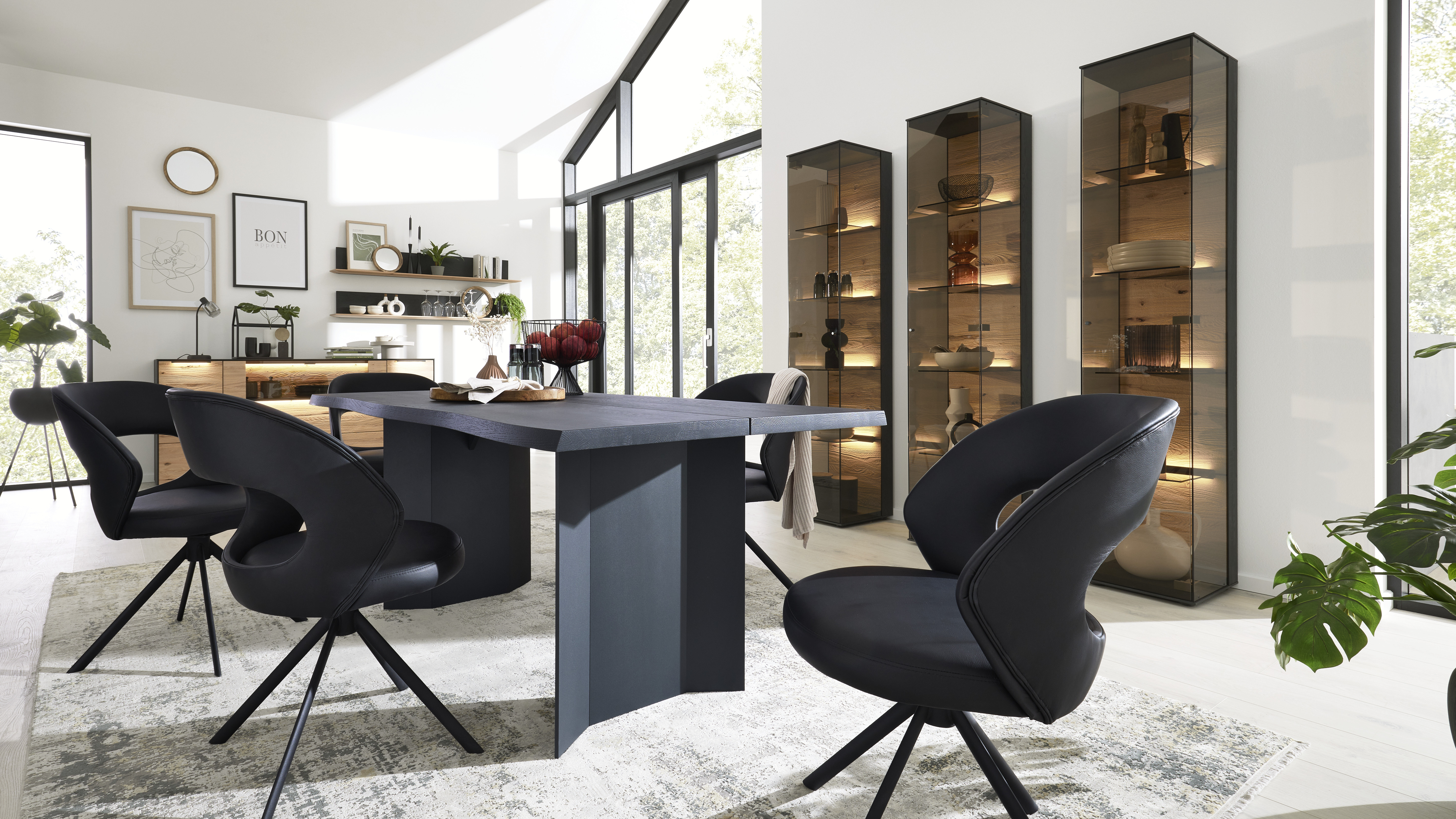 SONDEREDITION 3.25 Esstisch Massiv Baumkante 240 x 110 x 76 cm . Typ.5590 - 1591 SONDEREDITION 3.25 Esstisch Massiv Baumkante 240 x 110 x 76 cm . Typ.5590 - 1591