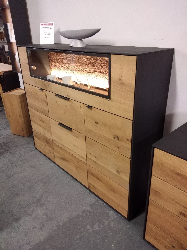 Sonderedition 2008 Highboard Kerneiche Umato / Anthrazit Massiv mit großer Vitrine Sonderedition 2008 Highboard Kerneiche Umato / Anthrazit Massiv mit großer Vitrine