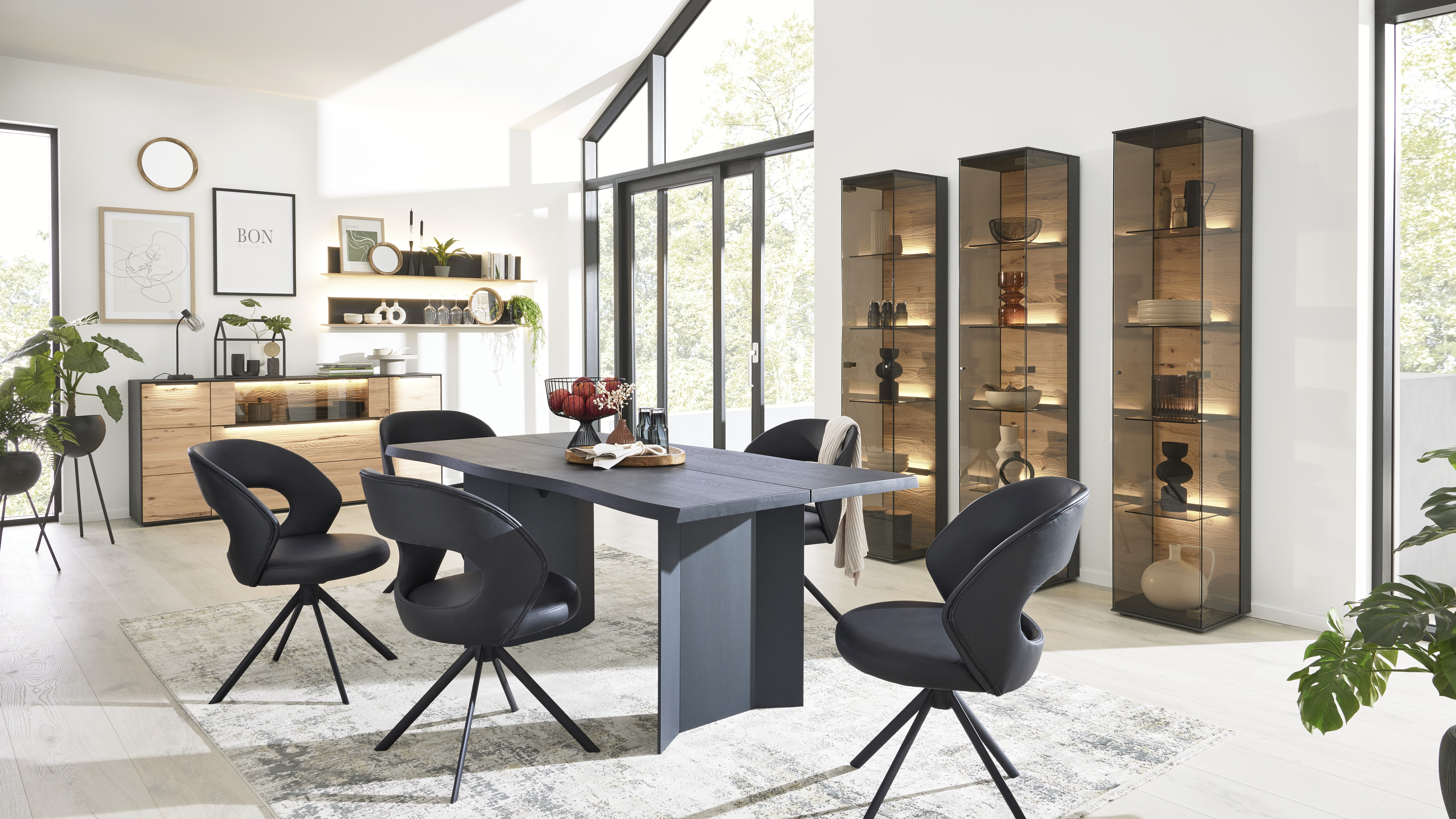 SONDEREDITION 3.25 Esstisch Massiv Baumkante 240 x 110 x 76 cm . Typ.5590 - 1591 SONDEREDITION 3.25 Esstisch Massiv Baumkante 240 x 110 x 76 cm . Typ.5590 - 1591