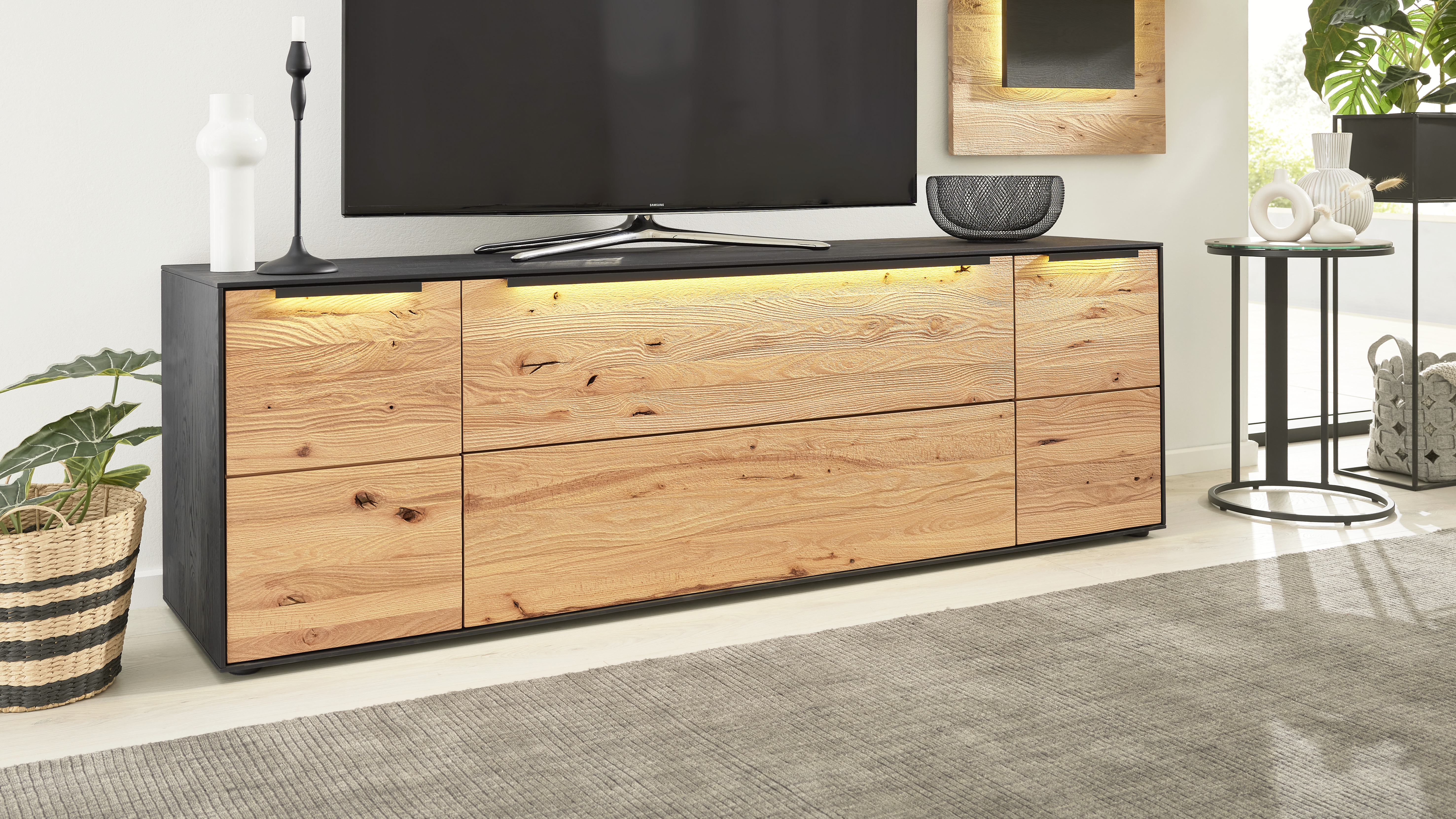 SONDEREDITION 3.25  Lowboard  Riffbuche Massiv, Kernesche Anthrazit 5590 - 3191